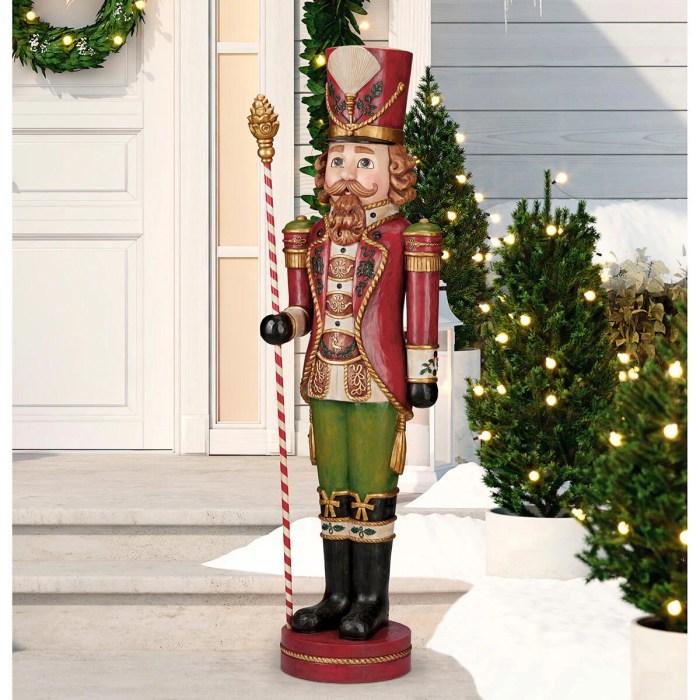 How to make a nutcracker christmas decoration