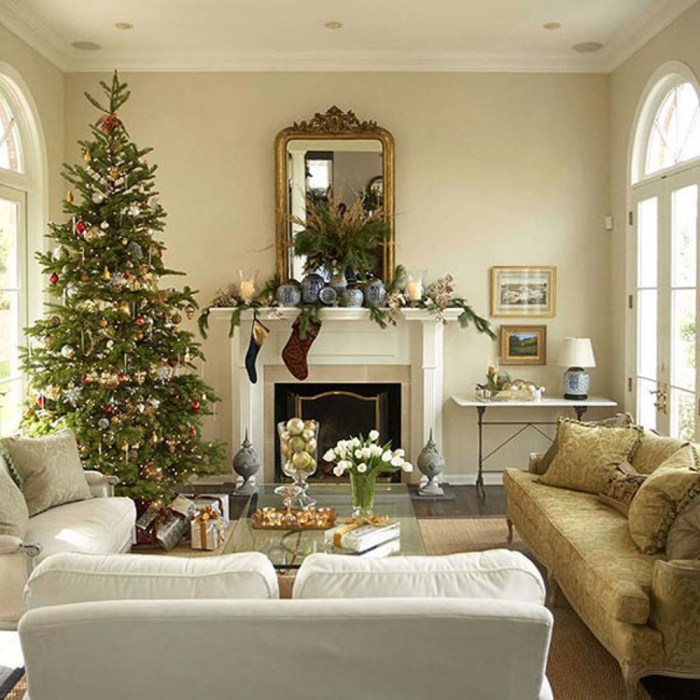 How to decorate living room for christmas cheap