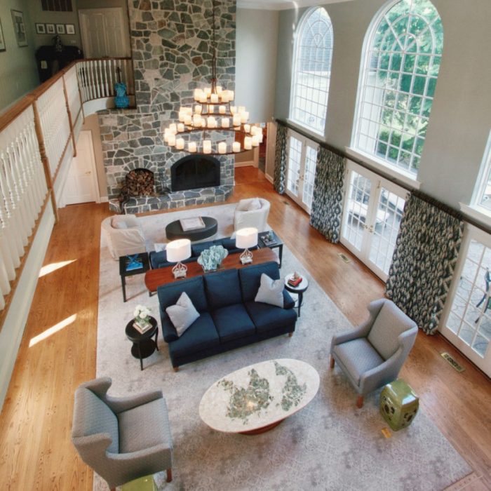 How to decorate two story family room